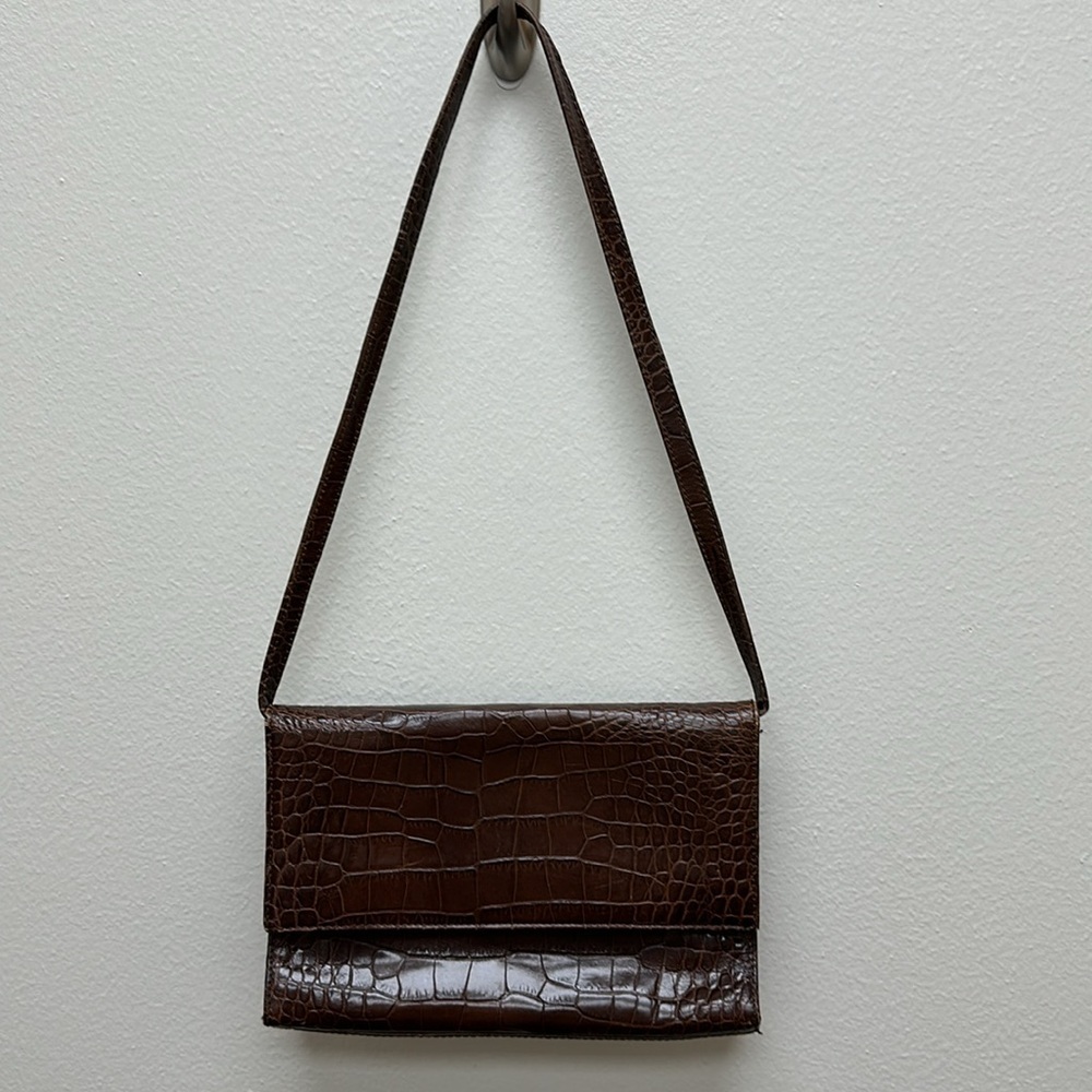 Italian Leather envelope clutch - removable strap and fabulous leather interior - Picture 7 of 8